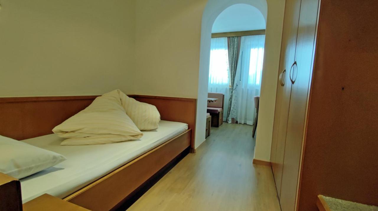 Hotel Zebru Solda Esterno foto